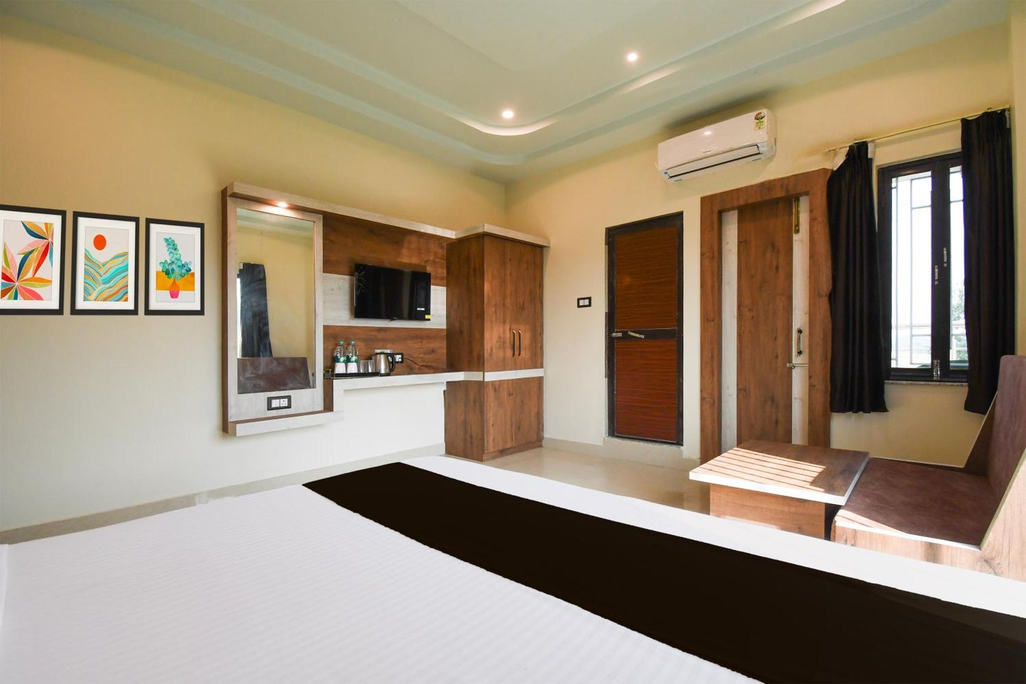 Hotel O Nilmadhab International Tarapith Zewnętrze zdjęcie