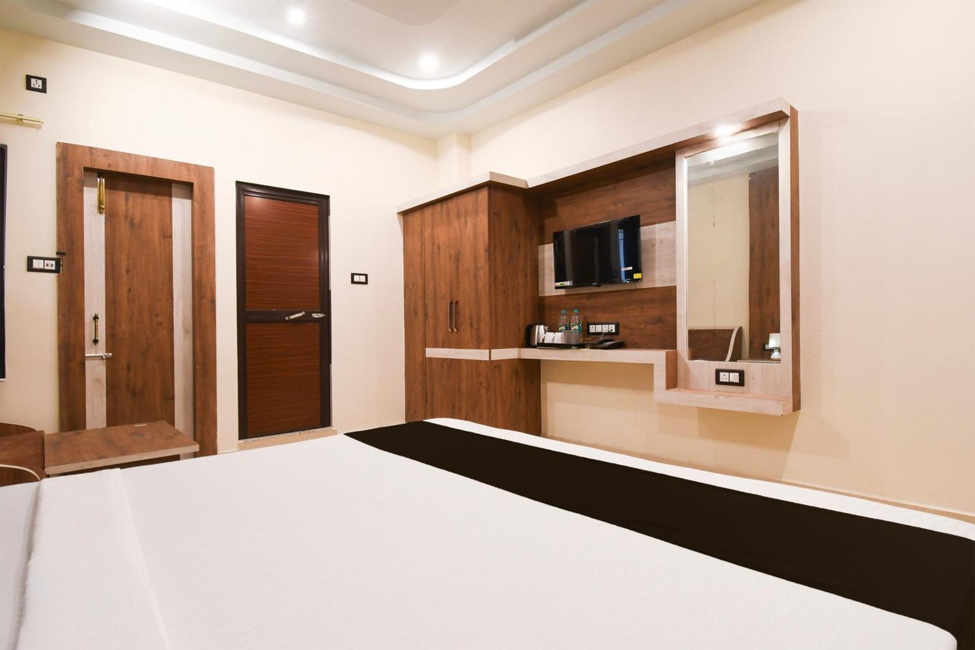 Hotel O Nilmadhab International Tarapith Zewnętrze zdjęcie